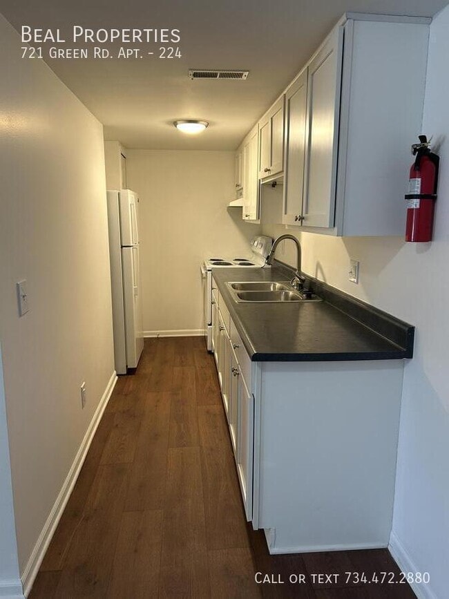 Photo - 721 Green Rd Unit 224