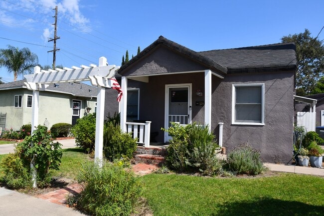 Photo - 629 W Culver Ave