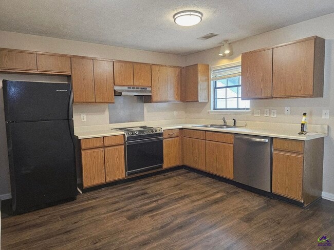 Photo - 107 Wrights Mill Cir