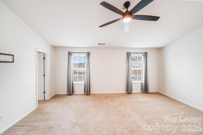 Photo - 7411 Foxgate Cir