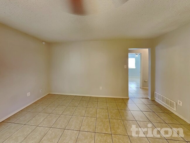 Photo - 726 Cindy Dr