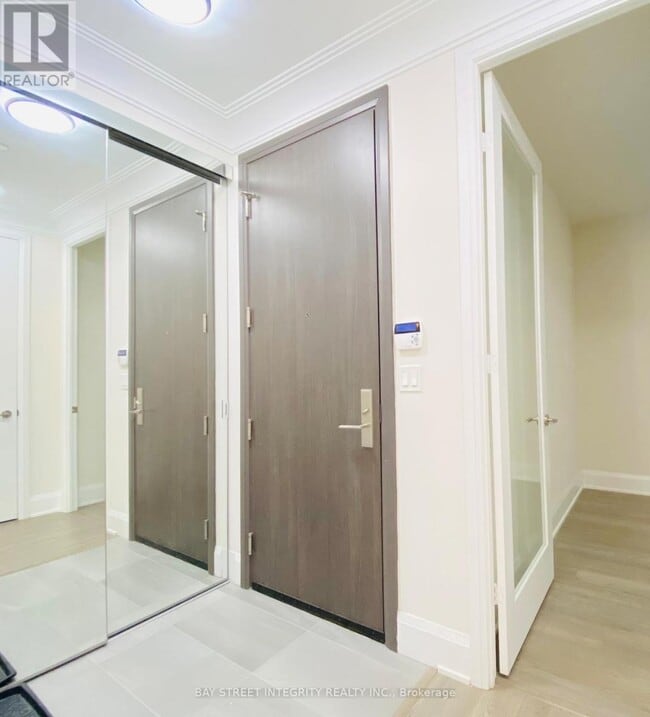 Photo - 15 Water Walk Dr Unité 232