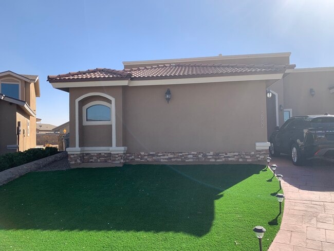 Photo - 2600 Snowy Rock Pl