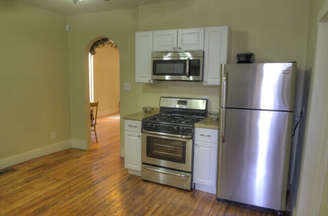 Photo - 426 E Bijou St