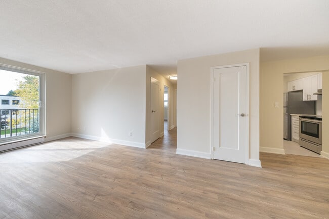 Photo - The Huron Apartments