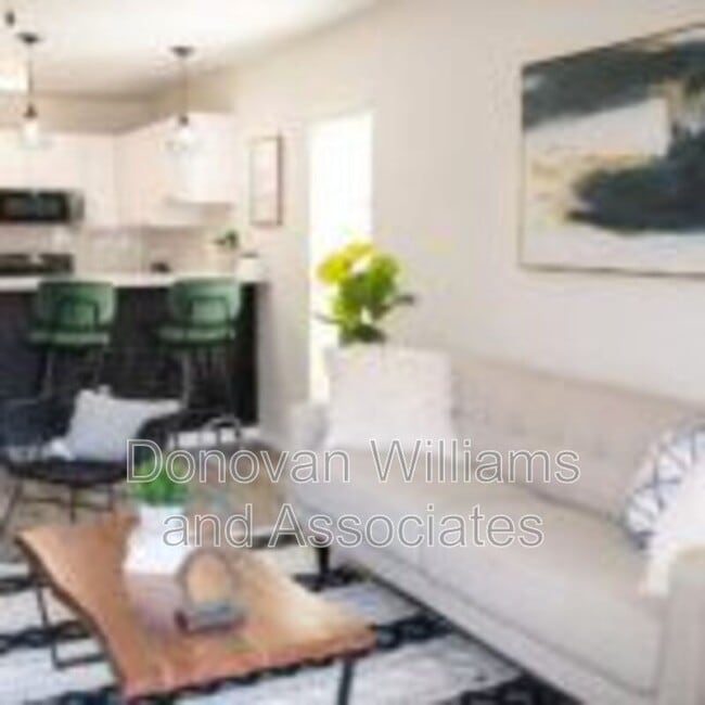 Building Photo - 2203 Kilborne Dr Unit D