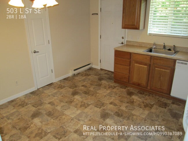 Photo - 503 L St SE