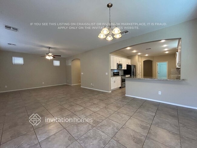 Photo - 274 S 174th Dr