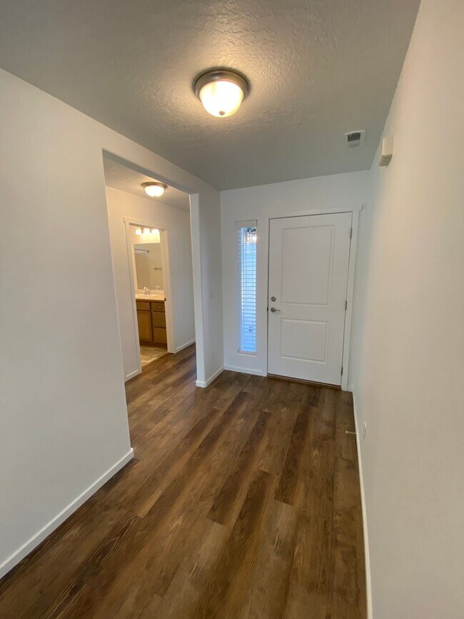 Photo - Stunning 3 Bed 2 Bath Rancher in Spokane V...