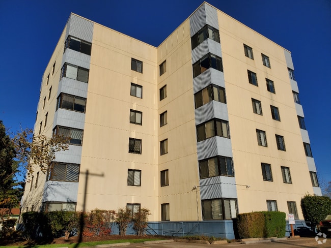 Building Photo - 145 NW 16th St Rental