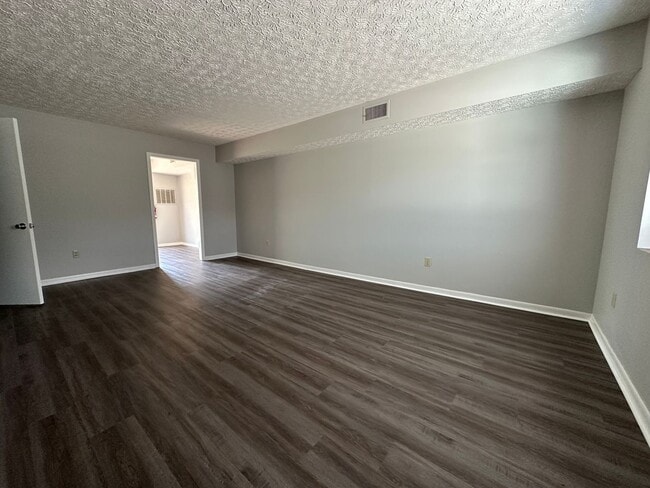 Photo - 2 Bedroom / 1.5 Bath Townhome Kingsport TN