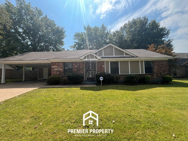 Building Photo - 5999 Pebblehill Dr