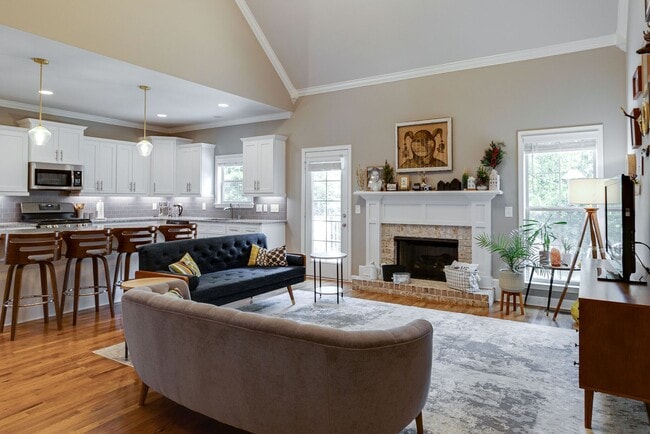 Photo - 4 Bedroom, 3 Bath Home w/ Backyard and 2 Car Garage