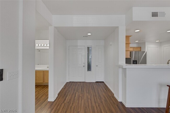 Photo - 912 Duckhorn Ct Unidad 103