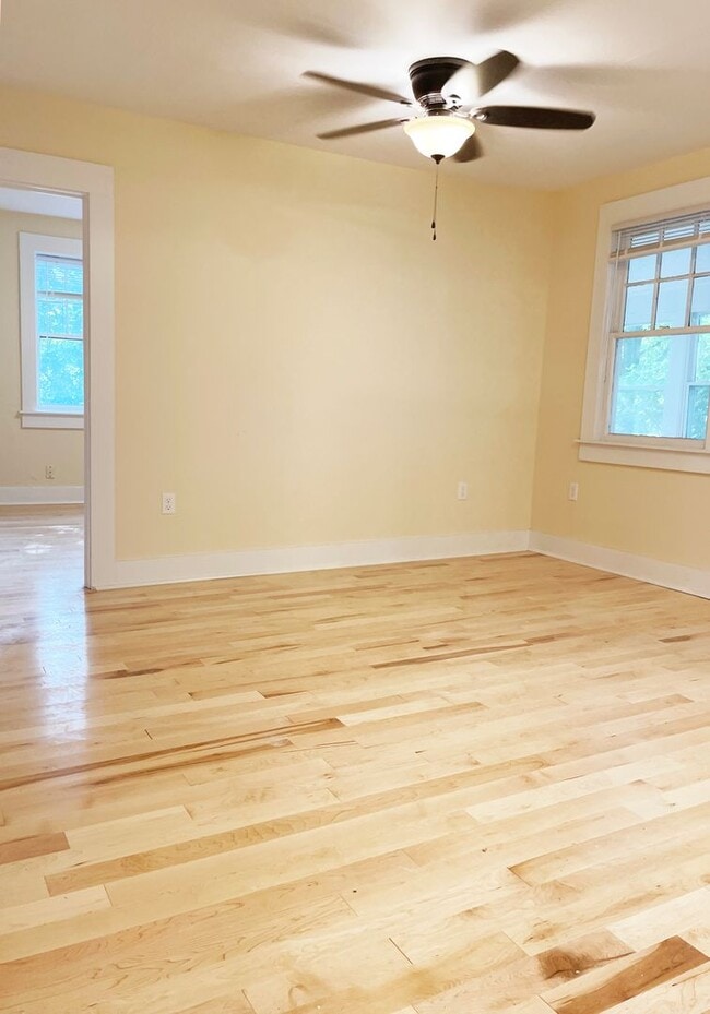 Photo - 207 S Union St Unidad 207 1/2 South Union St #2