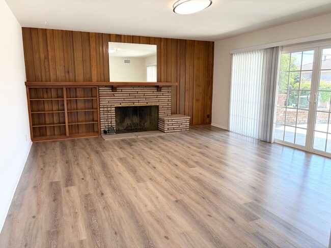 Photo - Rustic Spacious Home with Large Yard Boasting Timeless Character – 3 Bed, 2.5 Bath