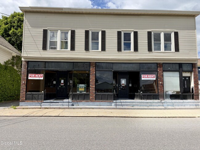Building Photo - 60-62-62 Lawrence St Unit 2