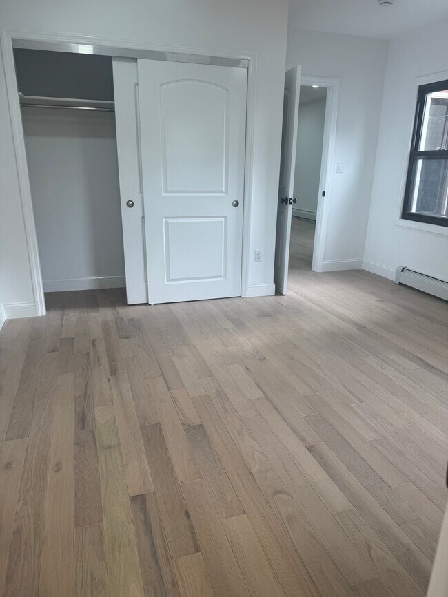 125 Ainslie St Unit 2
