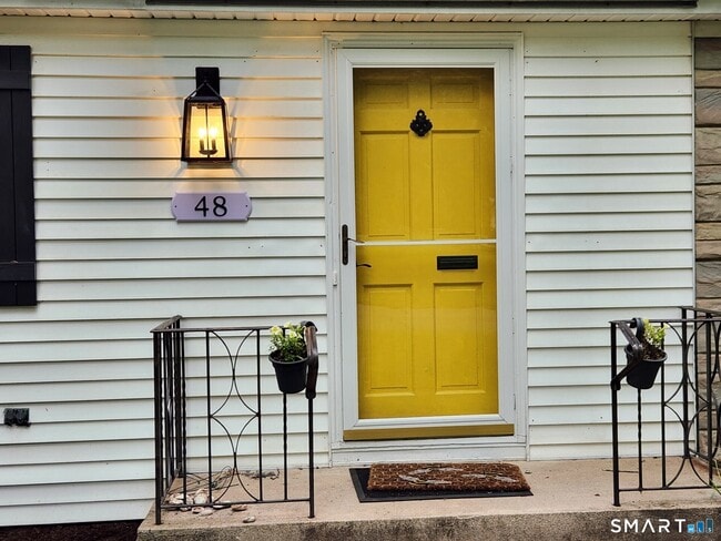 Photo - 48 Meadow Farms Rd