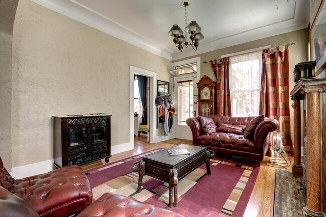 Photo - Bungalow in Desirable Highlands! Location Matters!