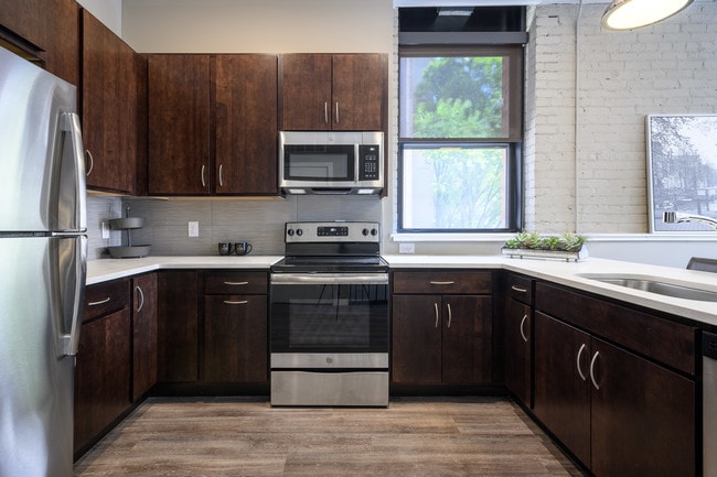 Photo - Crane Factory Flats