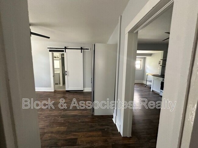 918 Franklin St SW Unit 2