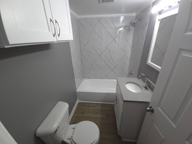 Photo - 10906 North St Unidad B