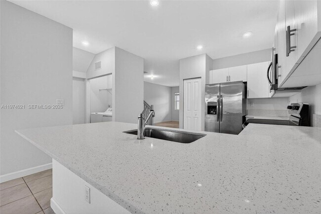 Photo - 2619 SE 11th St