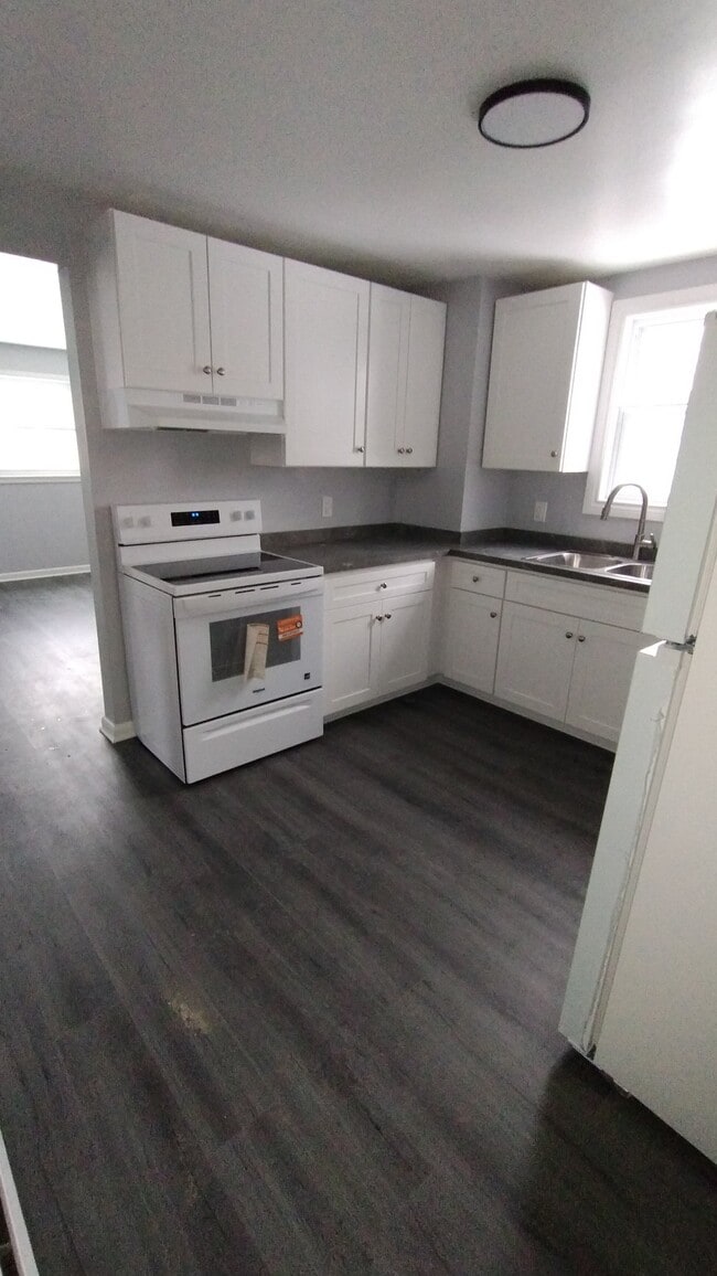 Photo - 57 Kirby Ave Unidad Apt 1