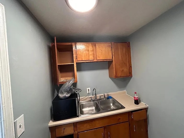 Photo - 6666 Sylvania Rd Unidad 1