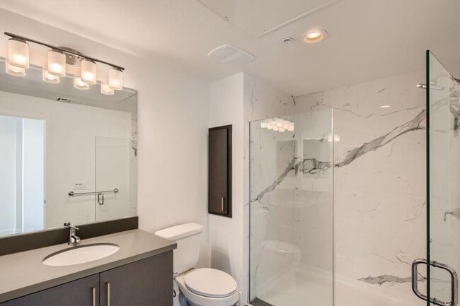 Photo - 4890 Sunroad Centrum Ln Unidad ID1266011P