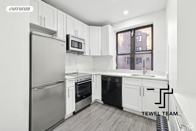 Building Photo - 609 W 151st St Rental