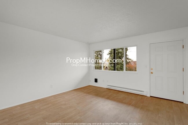 Photo - Updated Two Bedroom Unit in the Heart of Oregon City - NEW PHOTOS Unit 718 9th Street