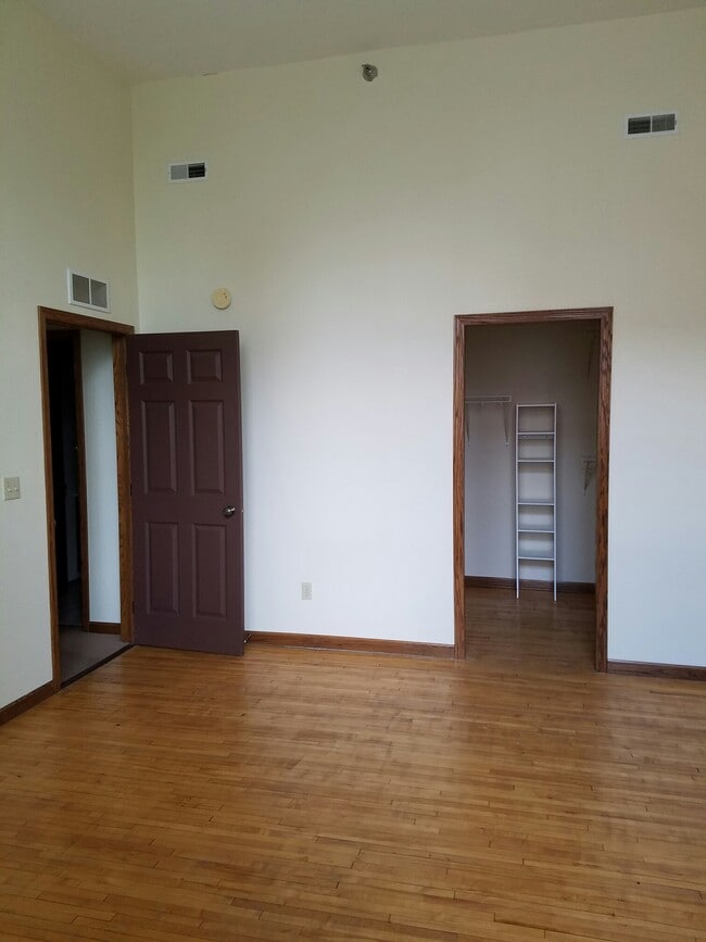 Photo - Historic 1921 Buiding