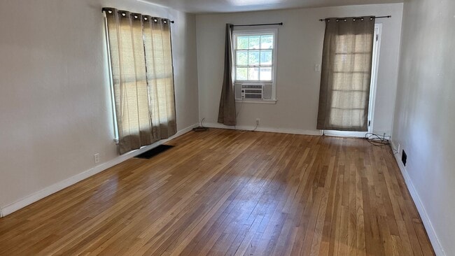 Photo - 1625 Orchard Ave