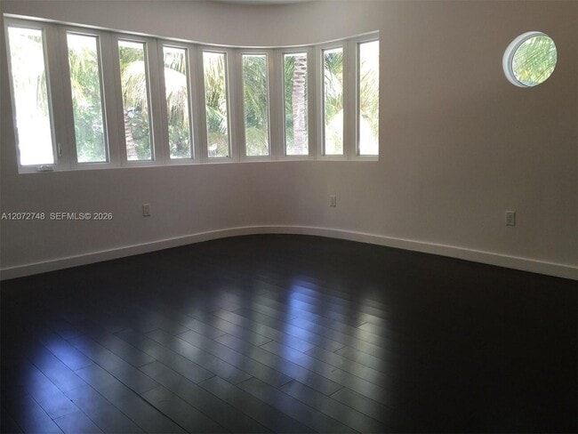 Photo - 551 Michigan Ave Unit 122