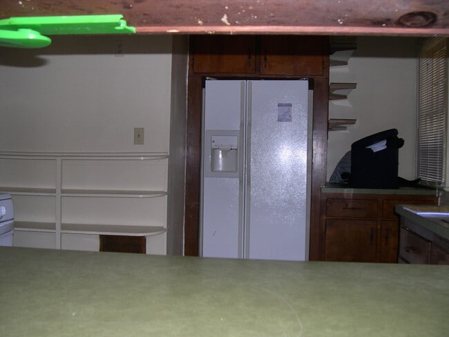 Photo - 3 bedroom, 1 bathroom house on Central Ave