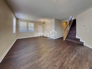 Photo - 37 Border Ave Casa