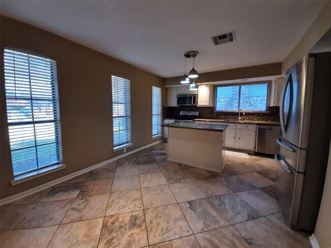 Photo - 25531 Chapel Ridge Ln