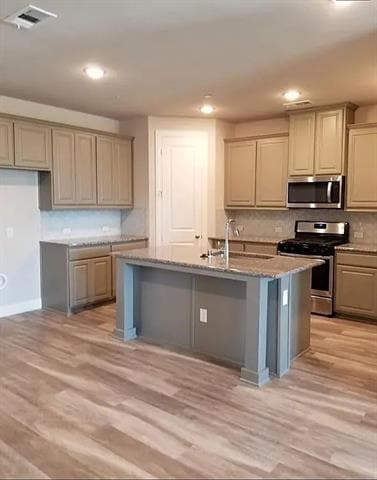 Photo - 904 Estelle Dr