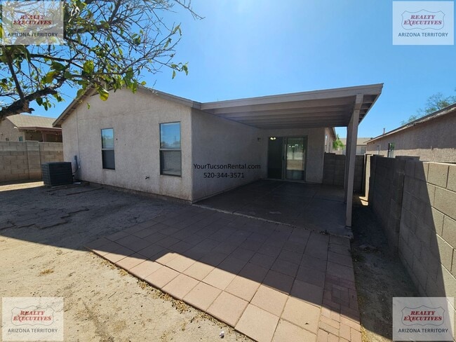 Photo - Midvale Park Home with 4 bedrooms and 2 baths