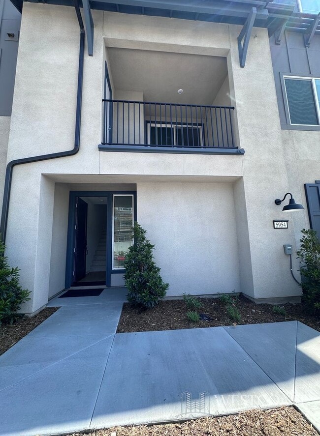 5954 Catskills Ct