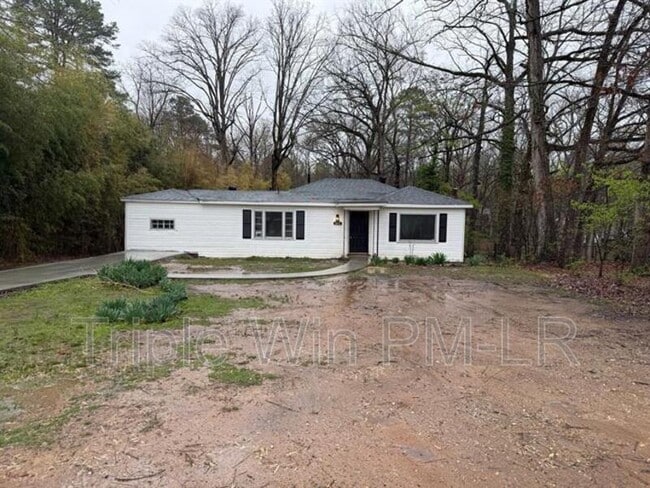 Photo - 8010 Westwood Ave