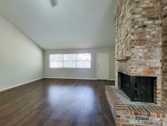 Photo - 9415 Beckford Dr
