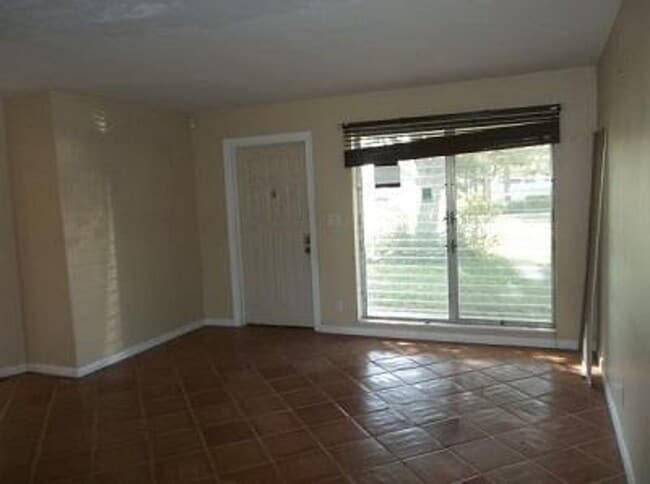 Photo - 223 SE 14th Pl