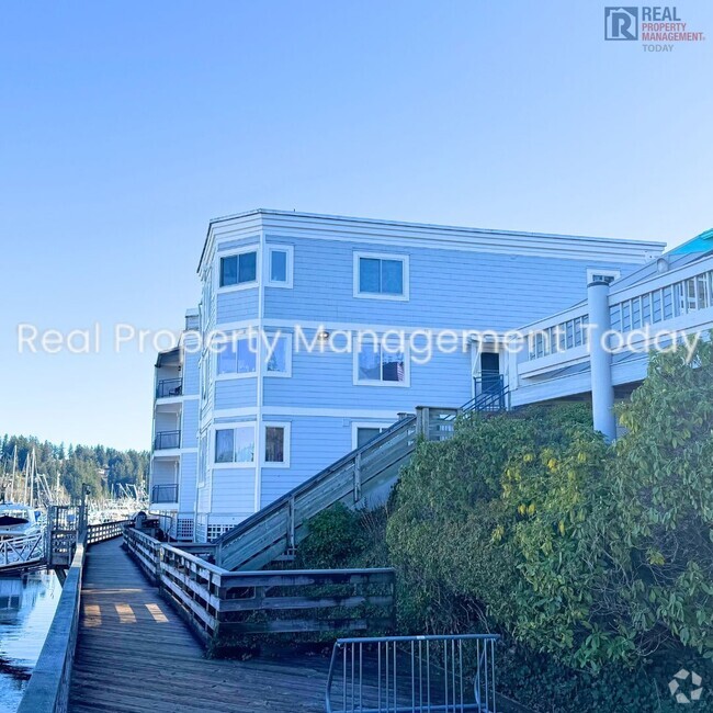 Building Photo - 2 Bedroom Condo in Gig Harbor! Unit #102