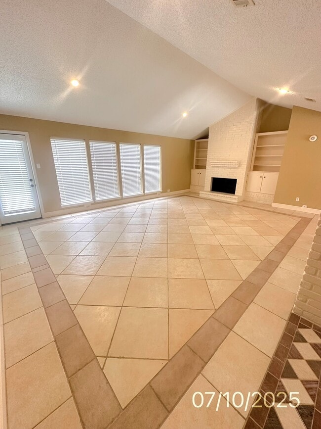 Photo - 20326 Spoonwood Dr