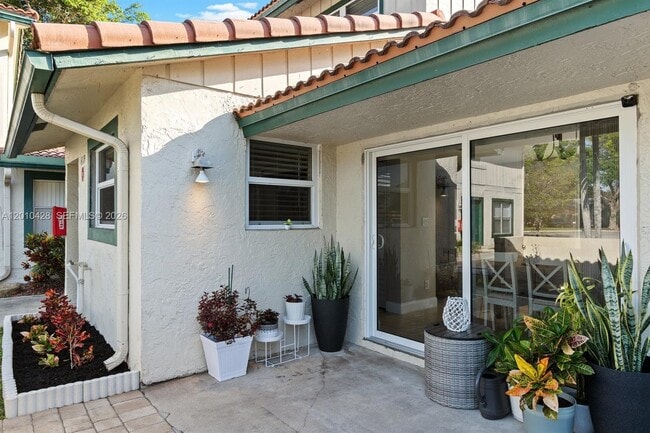 Photo - 4119 Coral Springs Dr