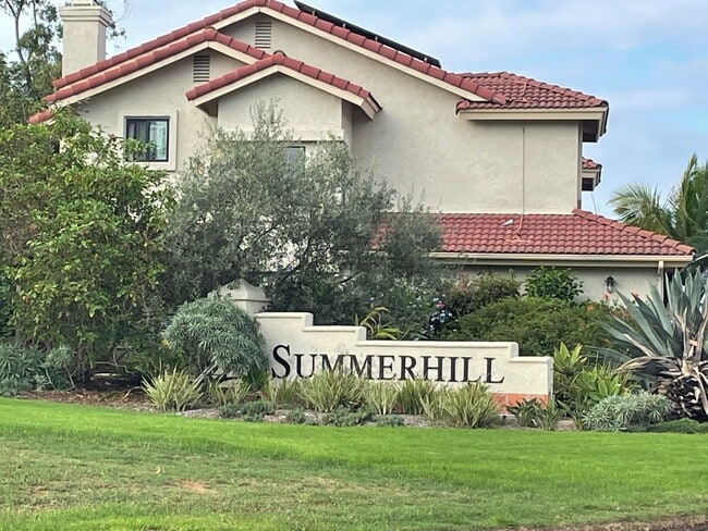 Building Photo - Beautiful Encinitas View Home