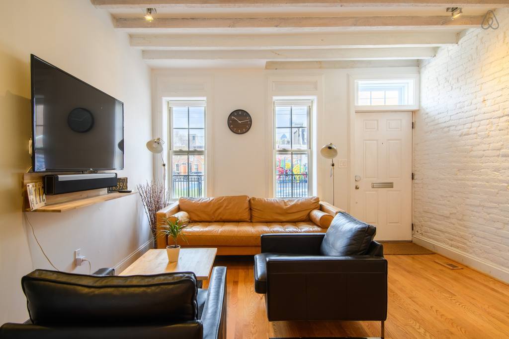 Photo - 2028 Webster St (Philadelphia, PA)